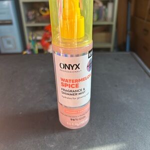 Onyx Watermelon Spice Fragrance Mist with Yellow Cap